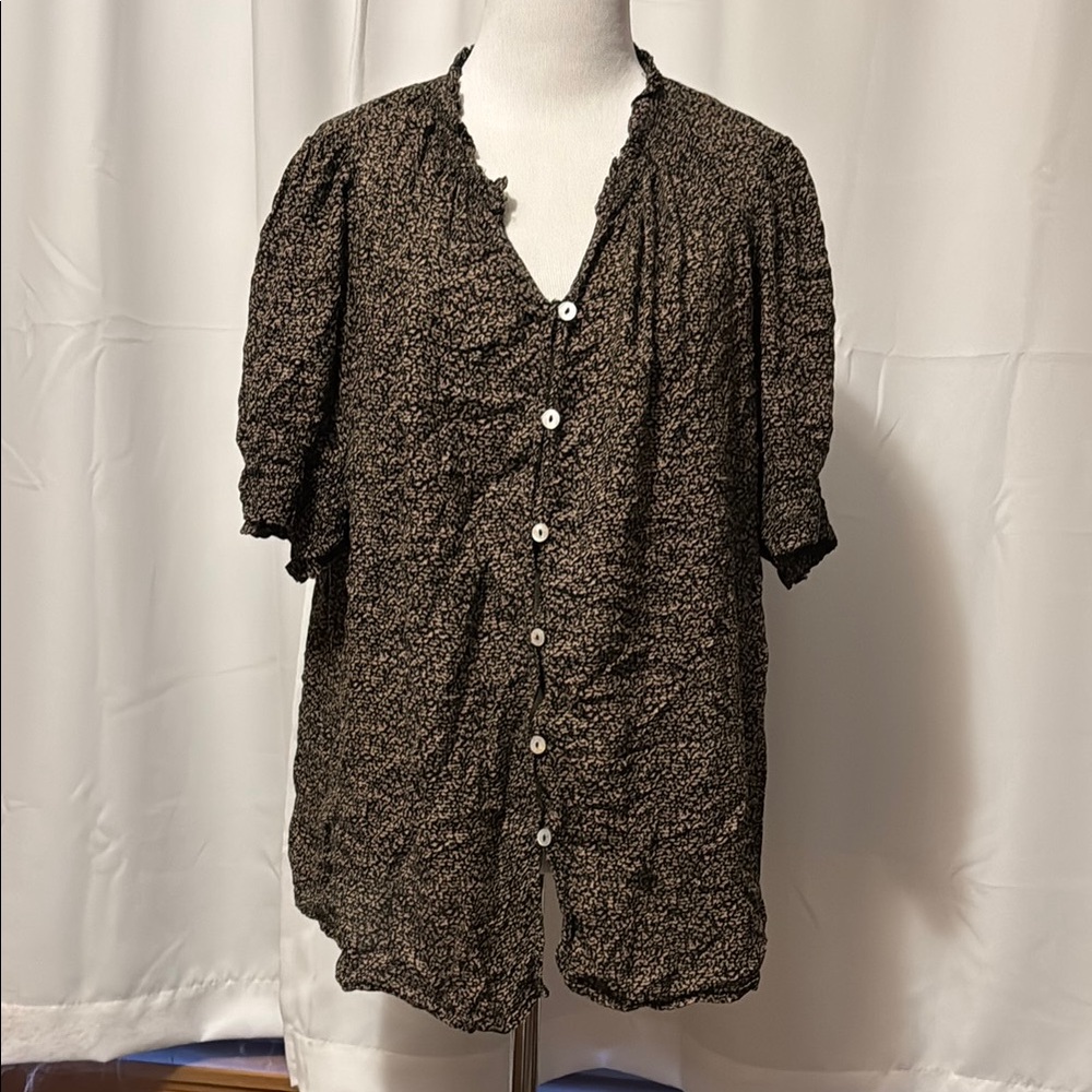 Women's Black Floral Button-Up Top